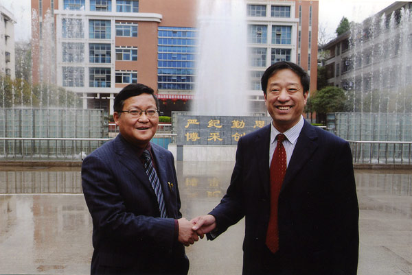 湖南省永顺县第一中学2012-2013学年高一下学期期末考试英语试题(无